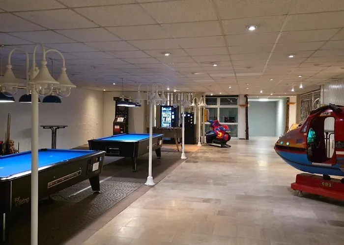 Charmante 521 Mit Pool, Sauna & Wunderschoener Aussicht In Braunlage-hohegeiss Браунлаге